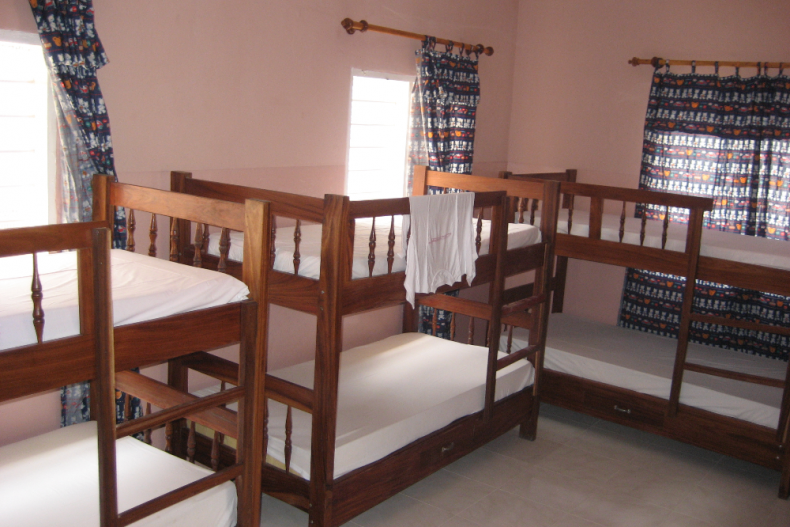 De slaapkamer is volledig opnieuw ingericht