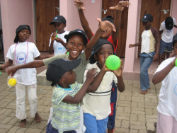 Kinderen blij spelend