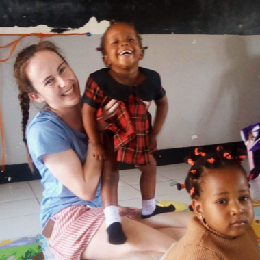 Abigail met de kinderen