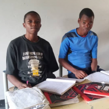 Jongens naar Don Bosco